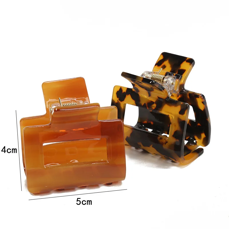 Chengxi Hair Claw Korea INS Style Elegant Clip Large Size Hollow Acrylic Shark Teeth Shower Hair Claw Clip