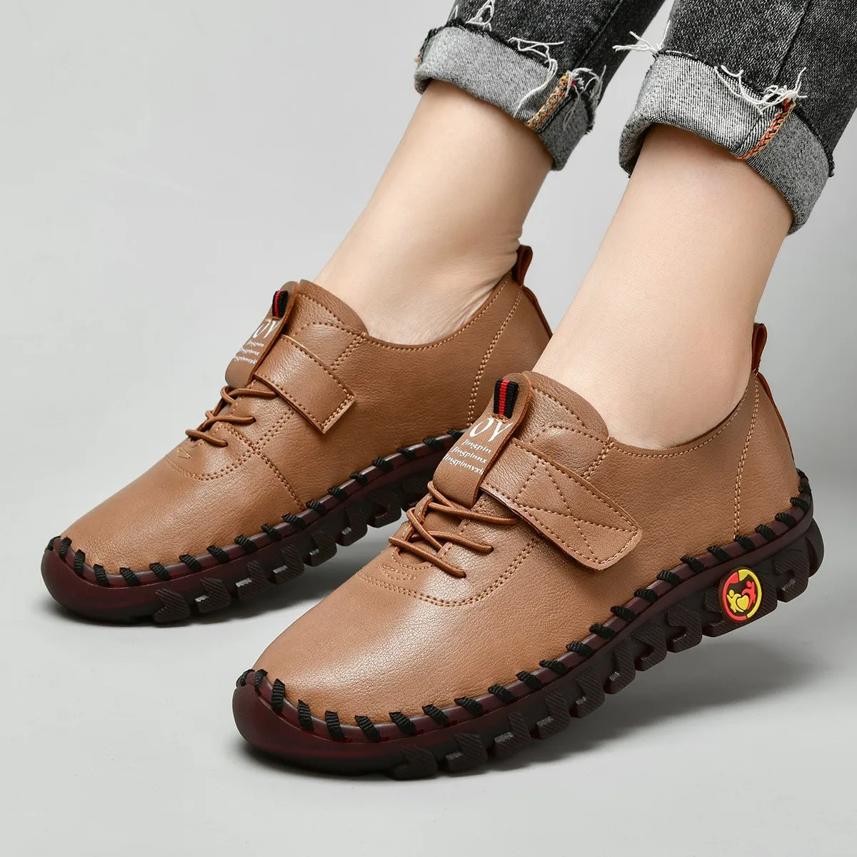 Extra Large Size 36-45 Women Leather Flat Shoes Soft Sole Comfortable Ladies Walking Shoes Non-slip Female Casual Platform Shoes