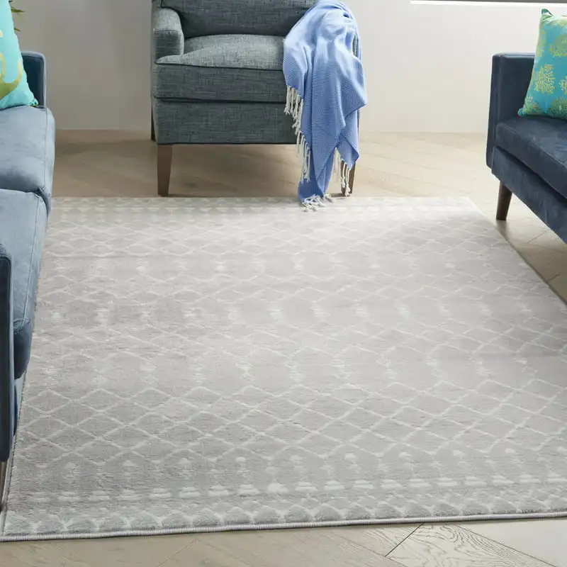 

Modern Bohemian Grey 5' x 7' Area Rug, (5' x 7')