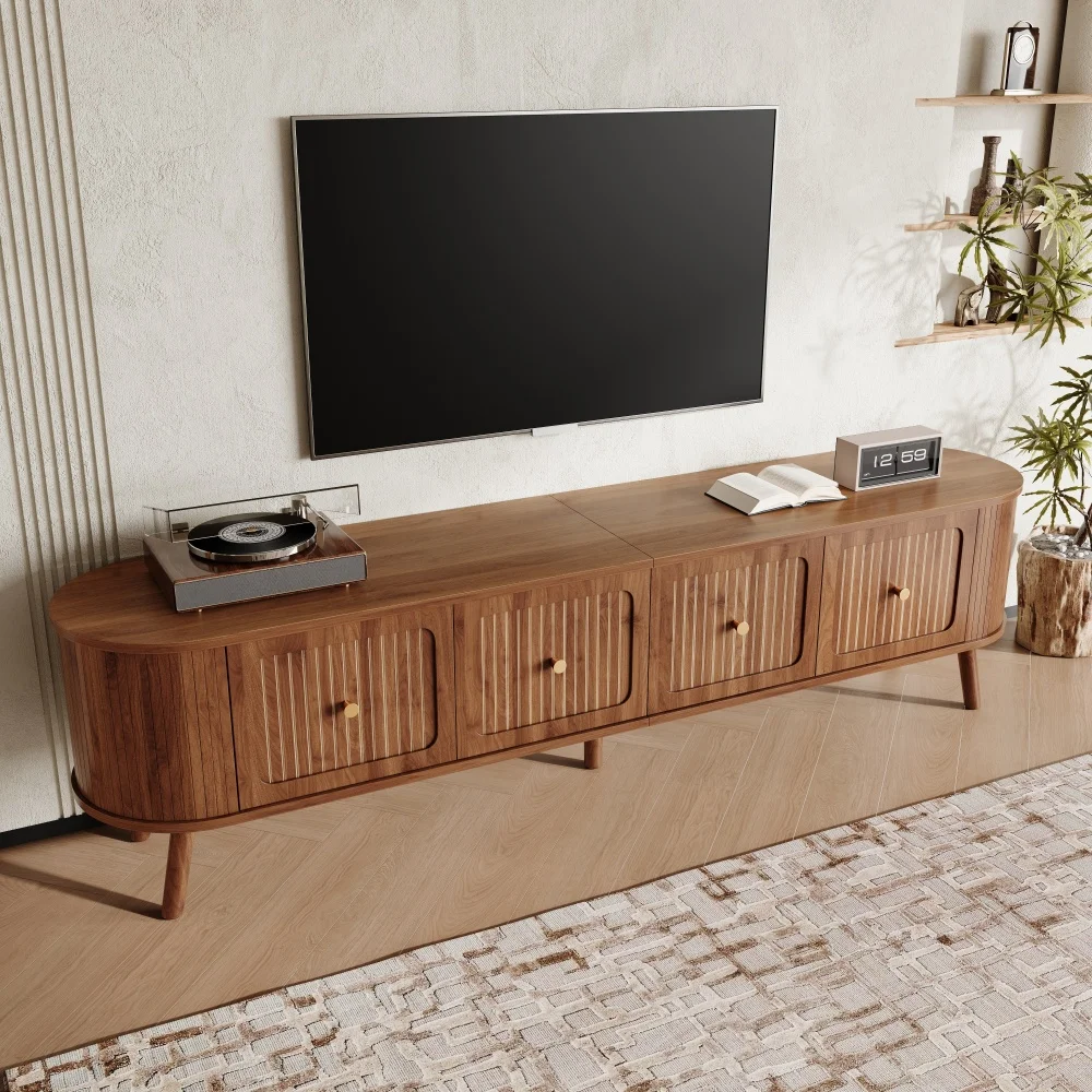 TV-Schrank aus Walnussholz mit 4 Schranktüren, Goldenen Griffen, Holzbeinen und TV-Panel in Einzigartigem Design – Detail 10