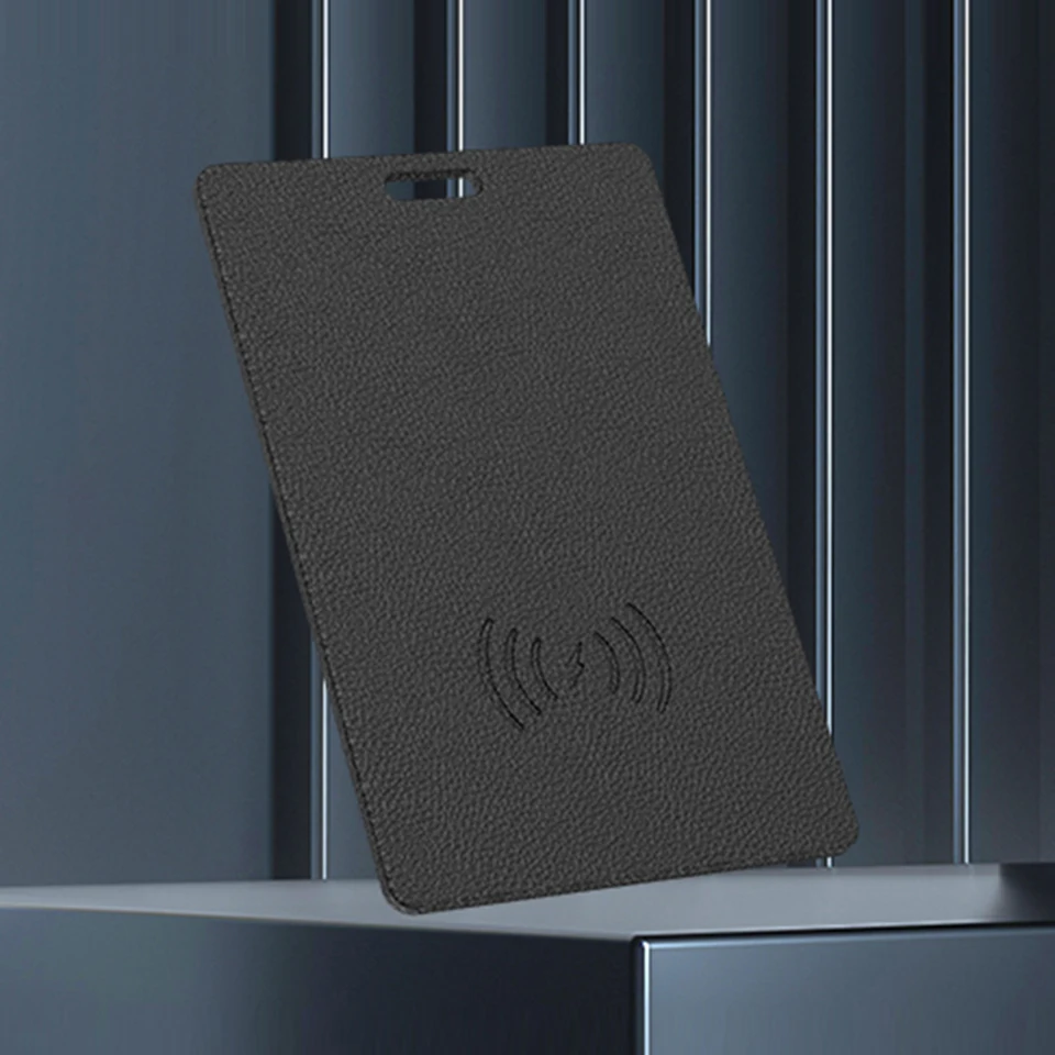 Waterproof Wireless Charging Smart Tag for Tracking
