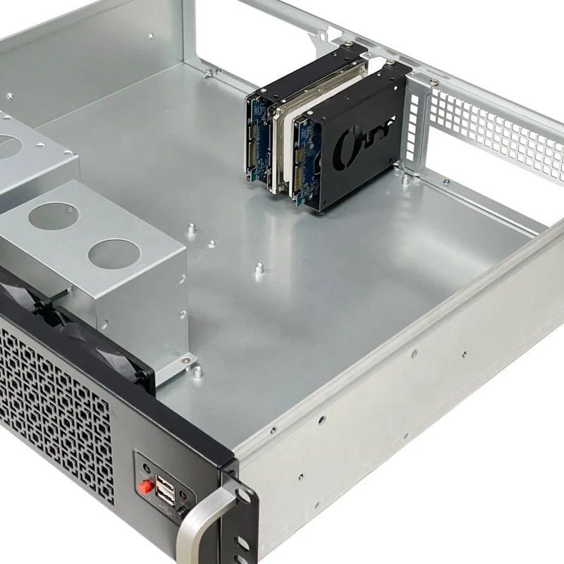 슬롯 브래킷 3*2.5인치 하드 디스크 SSD 컴퓨터 타워 랙 마운트 케이스 섀시 PCI 브래킷 베이 캐디 재질 금속 색상 포함