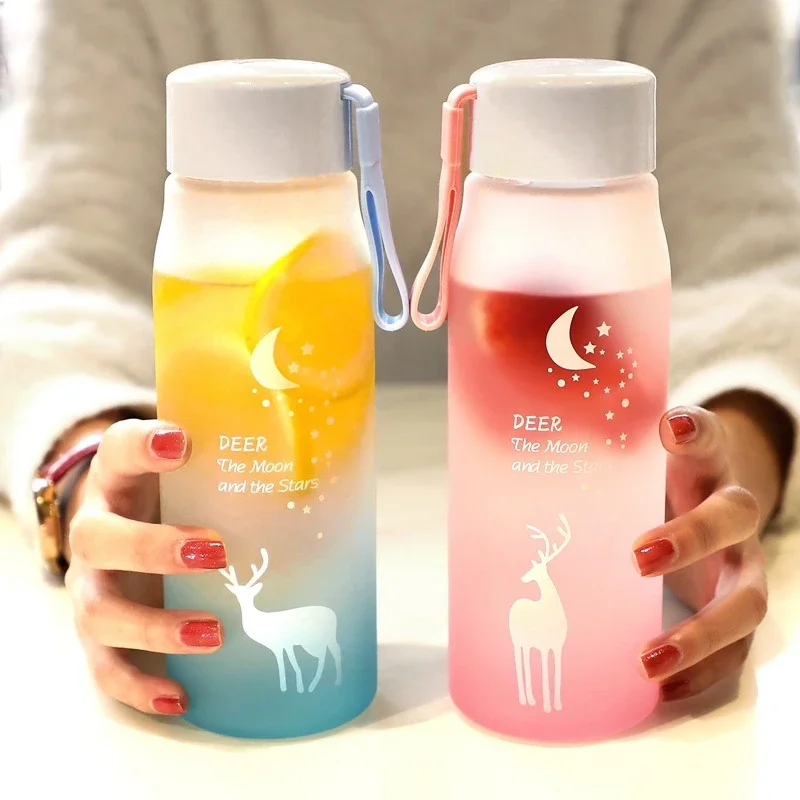 560ml Plastic Water Bottle Creative Deer Pattern Frosted Water Bottle With Portable Rope Outdoor Drinking Bottle Travel Tea Cup