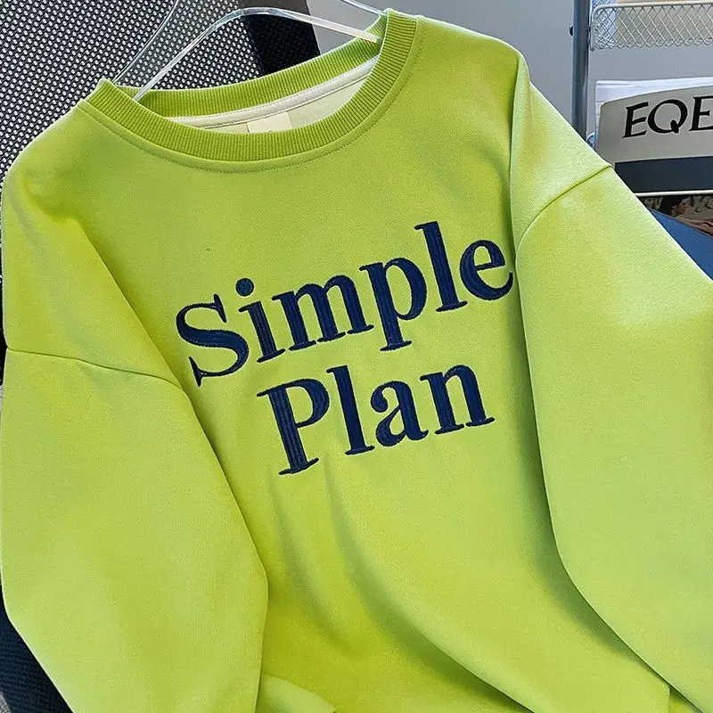 Embroidered Letter Casual Sports Set for Women's 2024 Summer and Autumn New Wide Leg Shorts Hoodie for Women's Two-piece Set