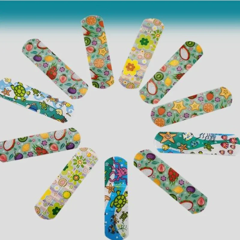 Medical bandaids 50/80pcs Lot Band Aid Waterproof Wound Patches Kawaii Cartoon Patterned Plasters Curved Strips Healing Adhesive Bandages