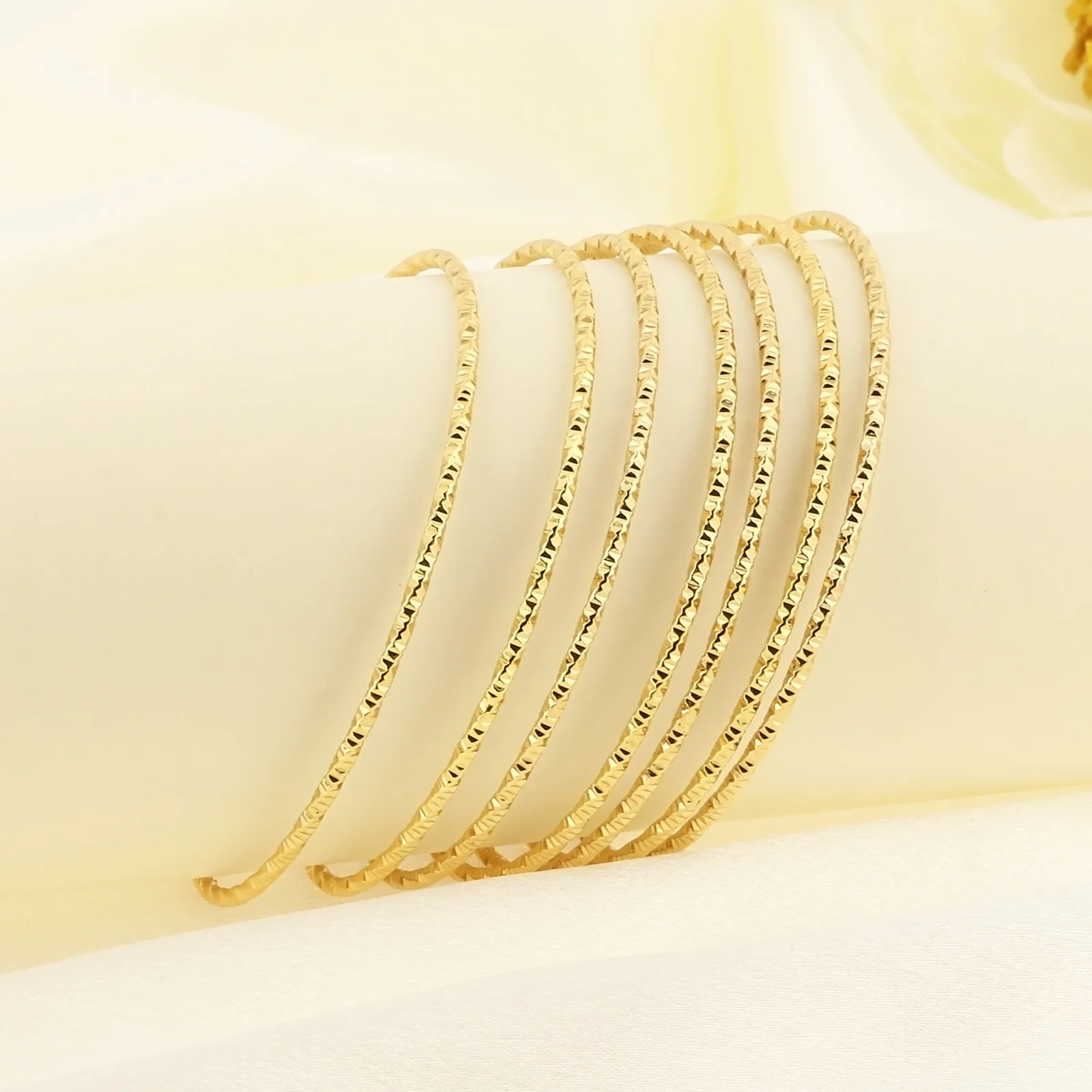 Stainless Steel Bangle Exquisite Compact For Ladies Elegant Time Travel Women's Bracelet Natural Fashion Jewelry Birthday Gifts