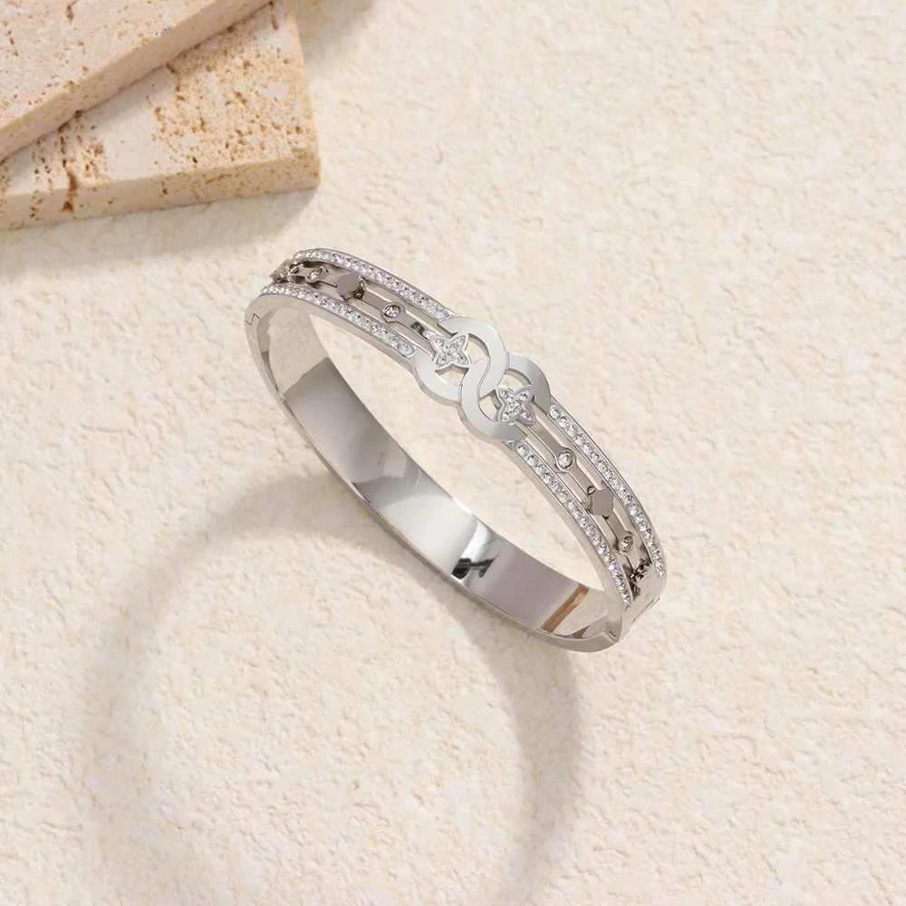 Fashion Stainless Steel Crystal Zircon Flower Bracelet Elegant and Noble Women's Wrist Bracelets Hollow Craft  Jewelry Wholesale 3
