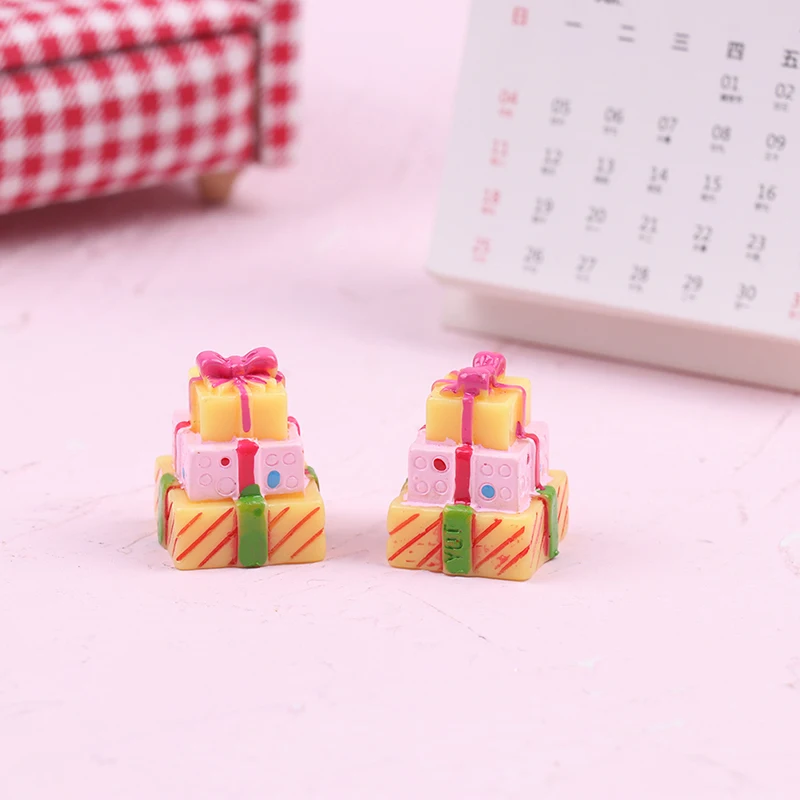 

2pcs Dollhouse Christmas 3D Gift Box Toys Mini Miniature Gift Box Cube Furniture Kits