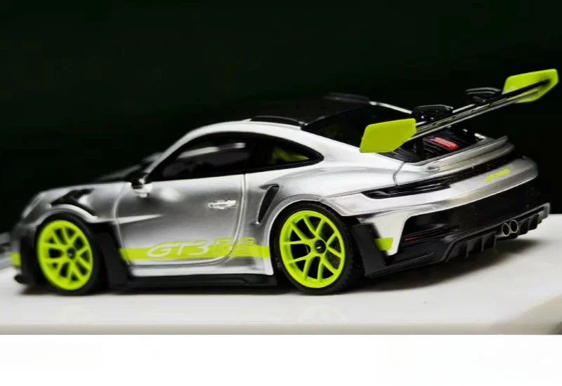 Fuelme 1:64 992 GT3 RS GT Silver Green wheel resin miniature model