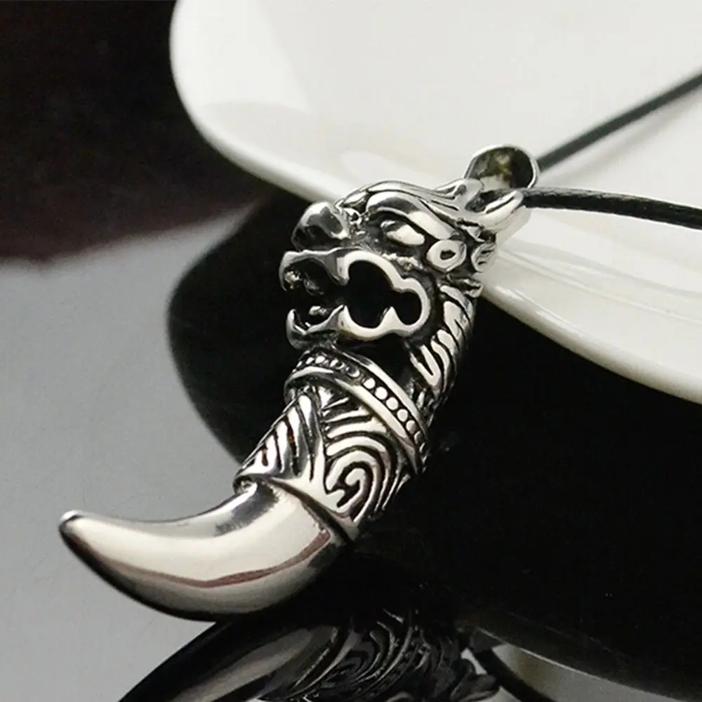 1PC Hot Men Mens Punk Domineering Titanium Shape Gift Pendant Necklace Wolf Tooth Totem