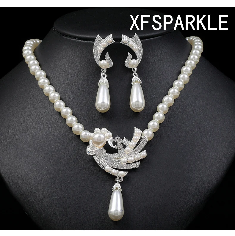 Korean personality pearl necklace earrings set women's fashion temperament explosive alloy plating