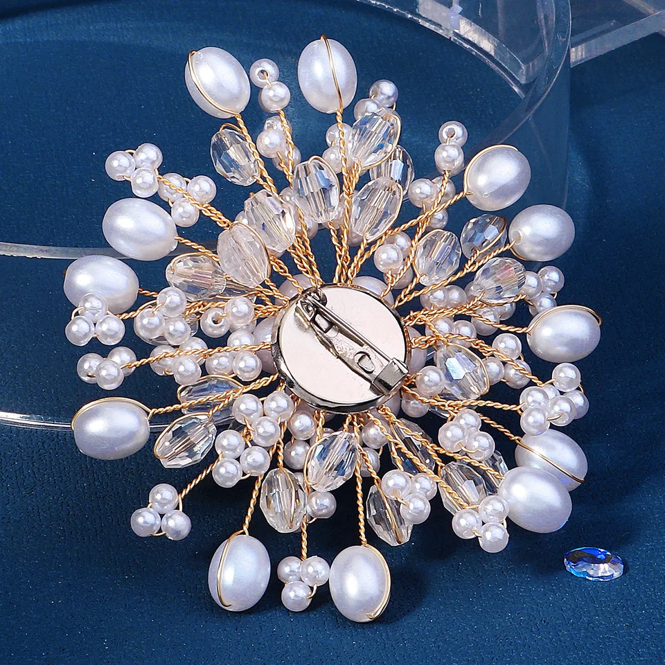 Spilla vintage con fiocco di neve con stella di cristallo per uomo Distintivo con catena con nappa Spilla da abo alla moda Accessori eleganti per gioielli  36