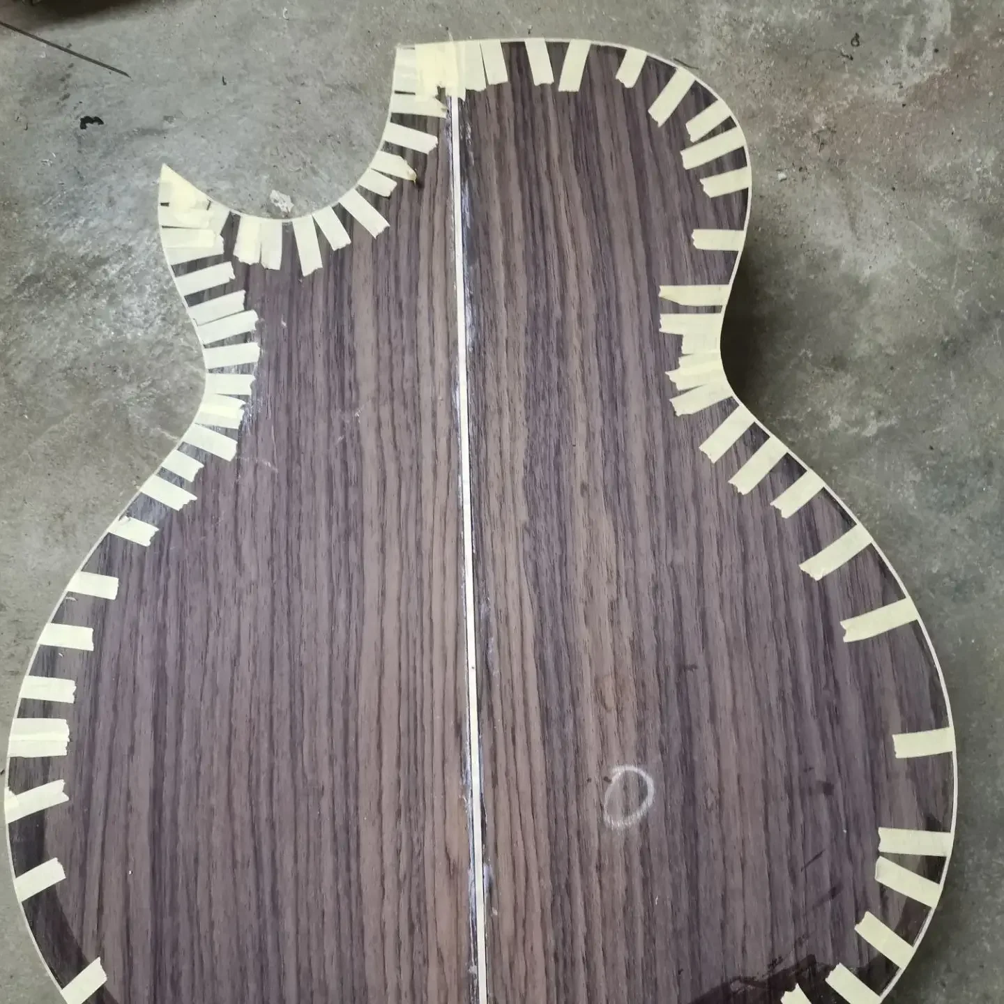 Chitarra Acustica Personalizzata In Legno Massello Di Spedizione Gratuita Chitarra In Legno Massello Personalizzata Fatta A Mano Personalizza La Chita