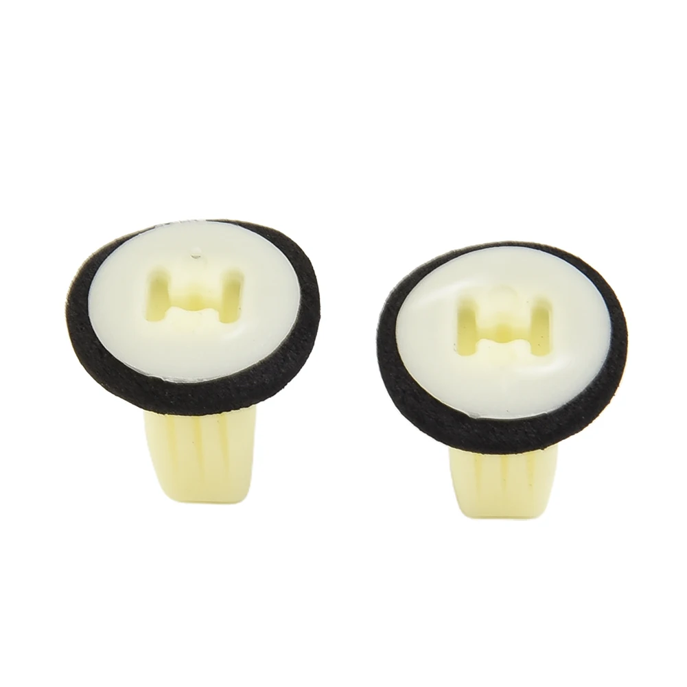 

Brand New Durable High Quality Useful Clips Retainer Accessories Fittings 2pcs For Focus MK2 04 - 11 Rear Lamp