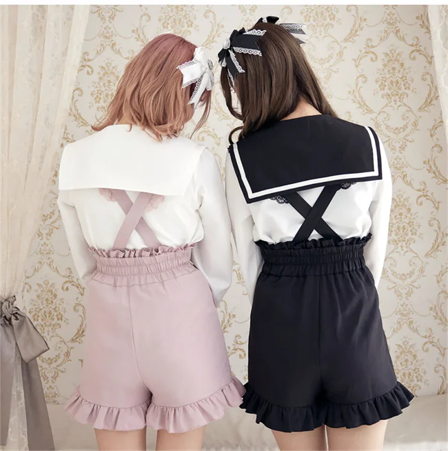 ���ο� �ٸ��� �Ϳ��� �Ϻ��� �л� ���̽� ���� ������ �� Ʈ�� �ݹ��� ���������� Preppy ��Ÿ�� ������ ĳ�־� ����