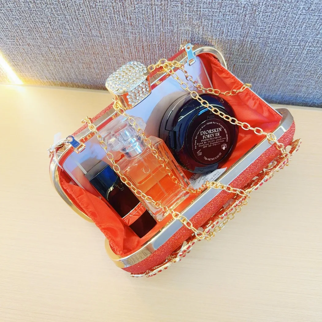 Рисунок 3 - Модная Роскошная вечерняя сумочка с бриллиантами