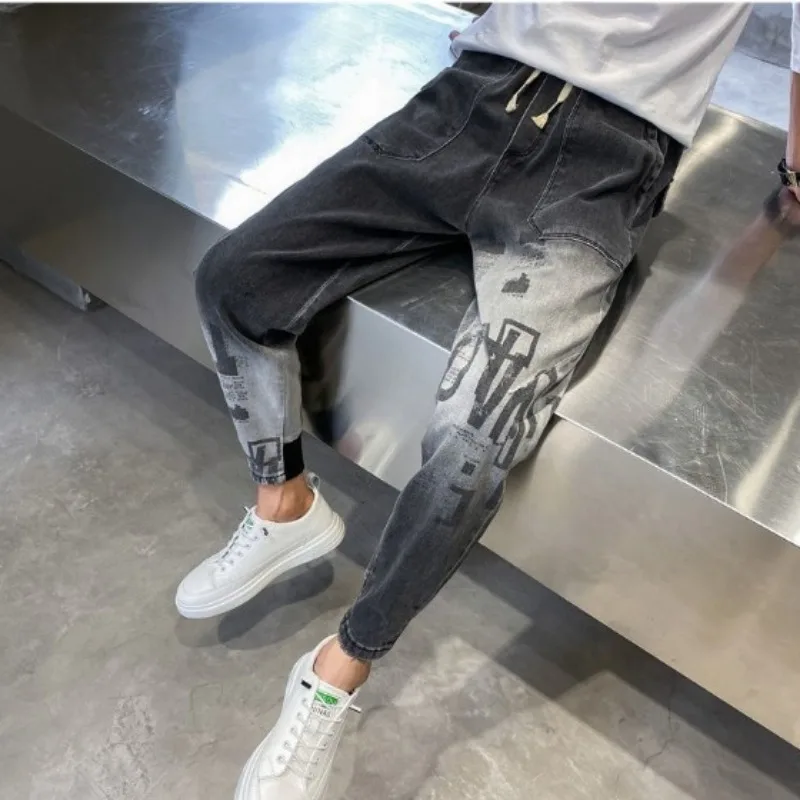 2024 Trendy Brand Nine Point Jeans for Men's New Gradual Feet Haren Pants Trendy Men's Loose Feet Tights Korean Edition Casual