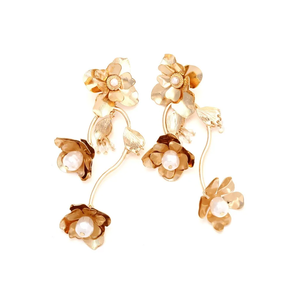 

New Exquisite Gifts Accessories Stud Earrings Pearl Flower Women Earrings Statement Jewelry