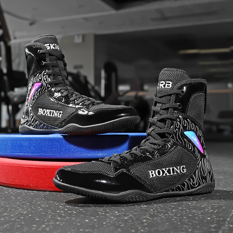 Durable high top boxing and fighting shoes for Kickboxing Muay Thai Ideal for indoor training and professional competitions