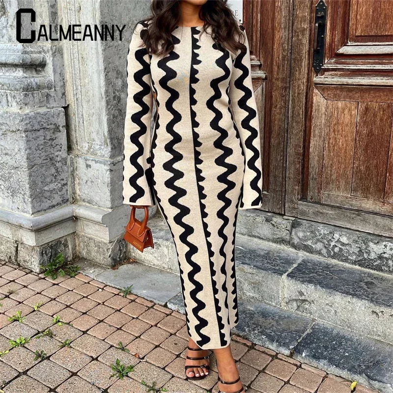 

2023 Winter Women Elegant Party Pencil Dress Long Sleeve Crew Neck Cutout Waist Pencil Dress Vintage Wave Print Knitted Dress