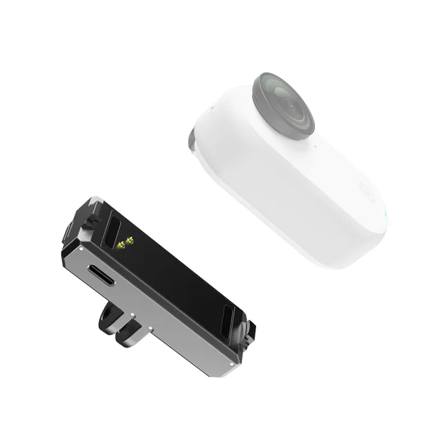 インスタ360 GO 3 アクションカメラ 本体 充電ケーブル・マウント付き