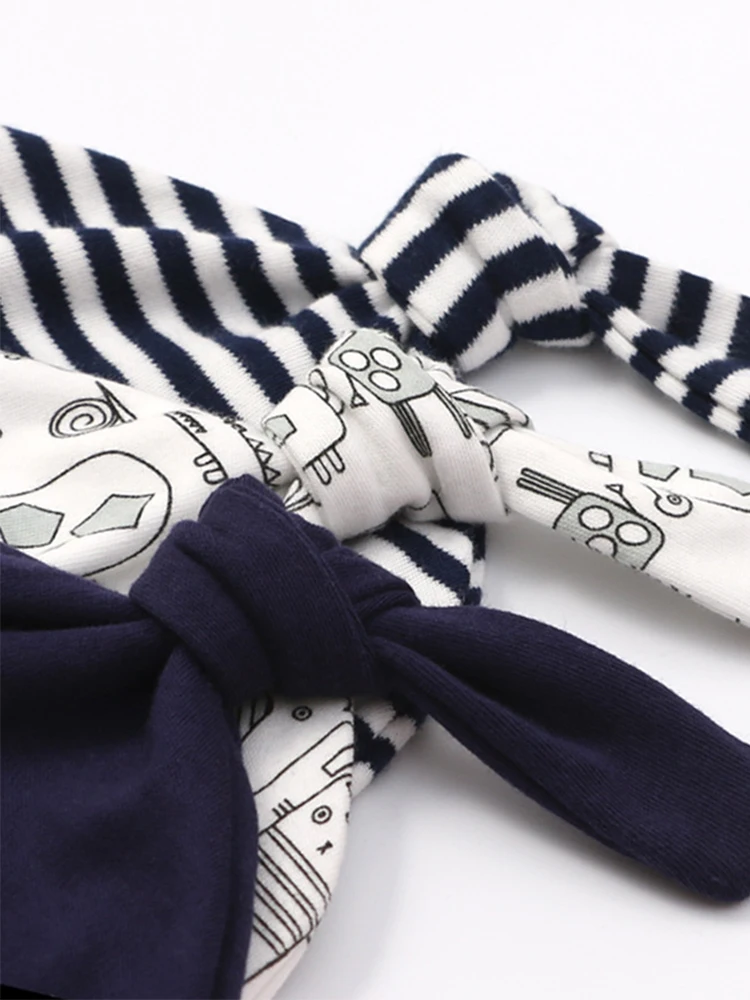 3. Bar/set of baby boy hats made of cotton, soft, comfortable, fashionable, and minimalist children's accessories