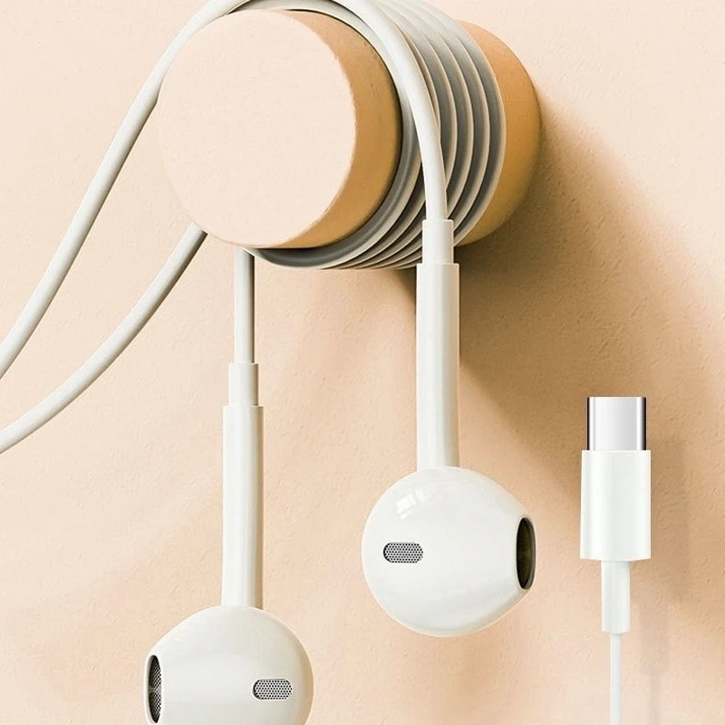 3.5mm In ear Wired Headset Wire controlled Mobile Phone Headset for