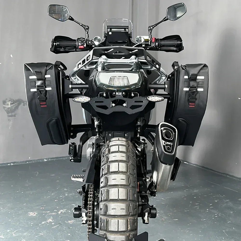 ライセンスプレートホルダー バイク用ナンバープレートホルダー CFモト