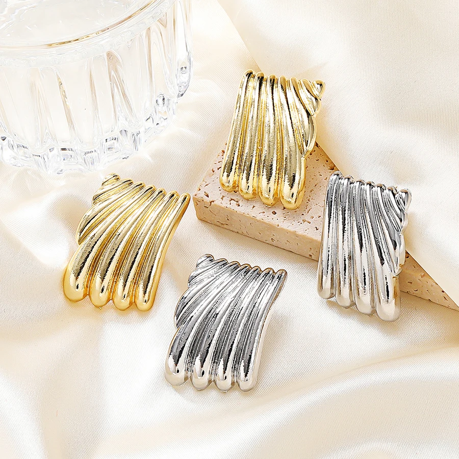 

Minimalist Striped Lace Irregular Earrings Square Fashion Personality Versatile Earrings Party Daily Travel Wedding