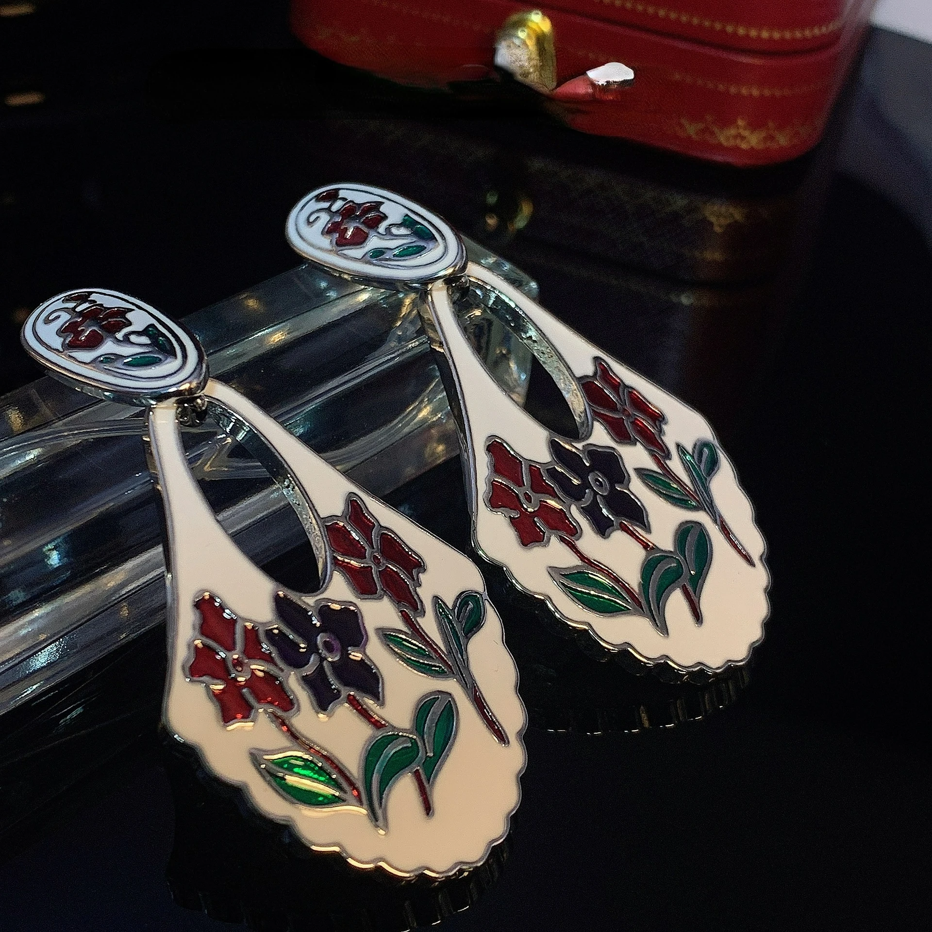 

New Limited All-Match Earrings