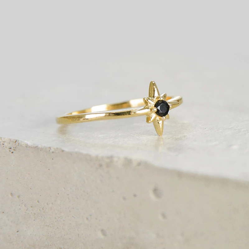 ROXI  여덟 지적 스타 블랙 큐빅 지르코니아 패션 손가락 반지 여성 남성 사이즈 6/7/8 반지 Bijoux Femme