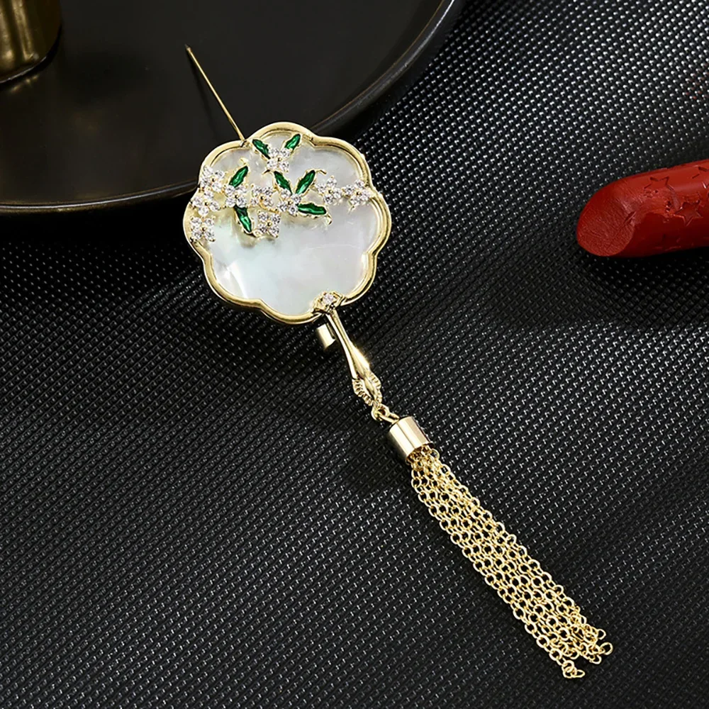 Elegant Brooch for Women Flower Fan Brooches with Tassel Pins High Quality Retro Jewelry Wedding Accessories Mother's Day Gifts