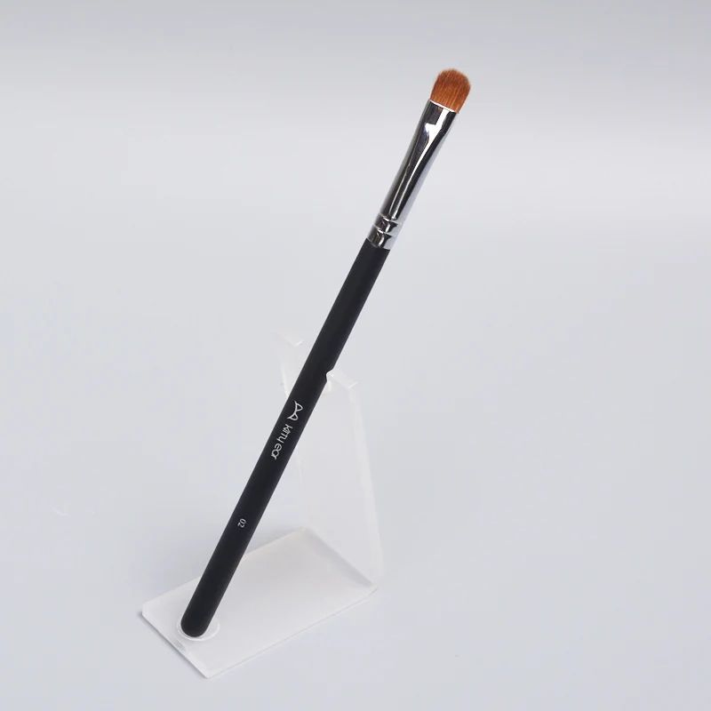 

1 Pc Professional Eye Makeup Brushe Eyeshadows Eyebrow Halo Dyeing Eyeliner Blending Soft Hair Powder Smudge Brush Beauty Tools