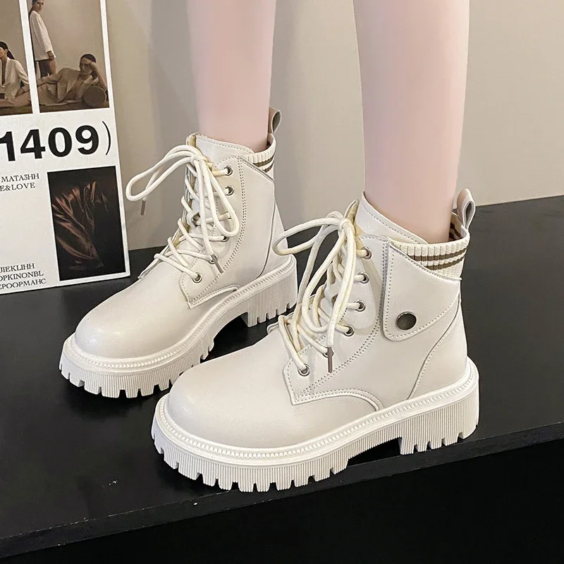 

Женские ботинки на шнуровке, однотонные ботинки в британском стиле, с круглым носком, на платформе, большой размер, зимняя обувь, 2023