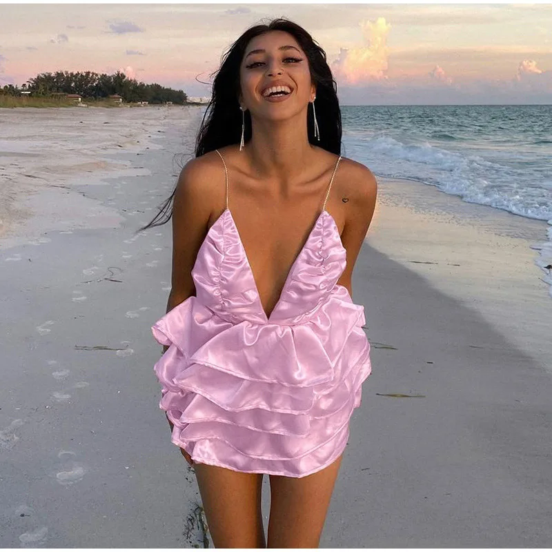 

Sexy Short Satin Prom Dresses V Neck Ruffles Pleated Mini Length Women Birthday Party Dress Layered Summer Beach Holiday Dress