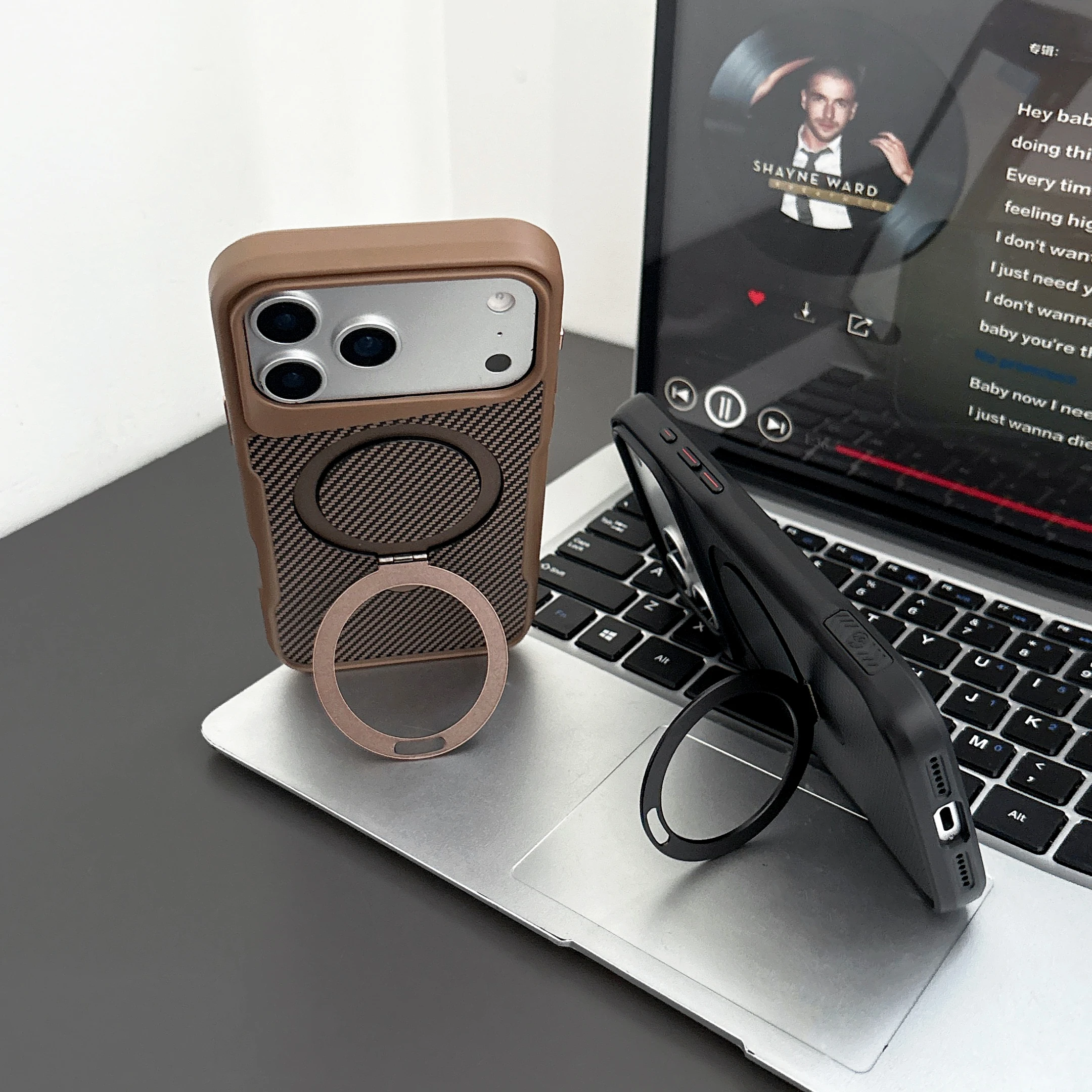 Elegant 360° Rotating Carbon Fiber Magnetic Phone Case with Kickstand - Shockproof Protection