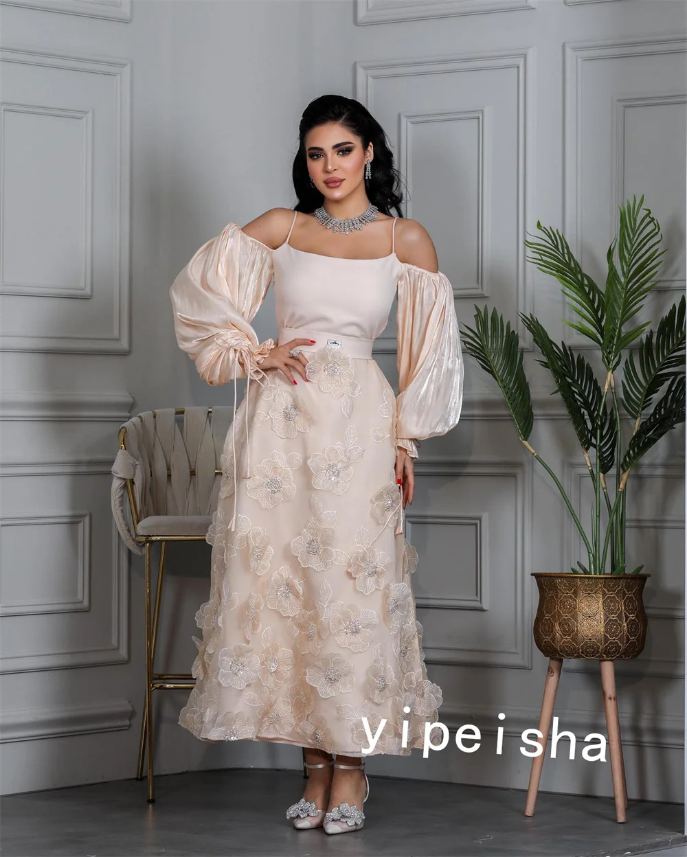 Рисунок 3 - Шифоновое платье с цветочным принтом