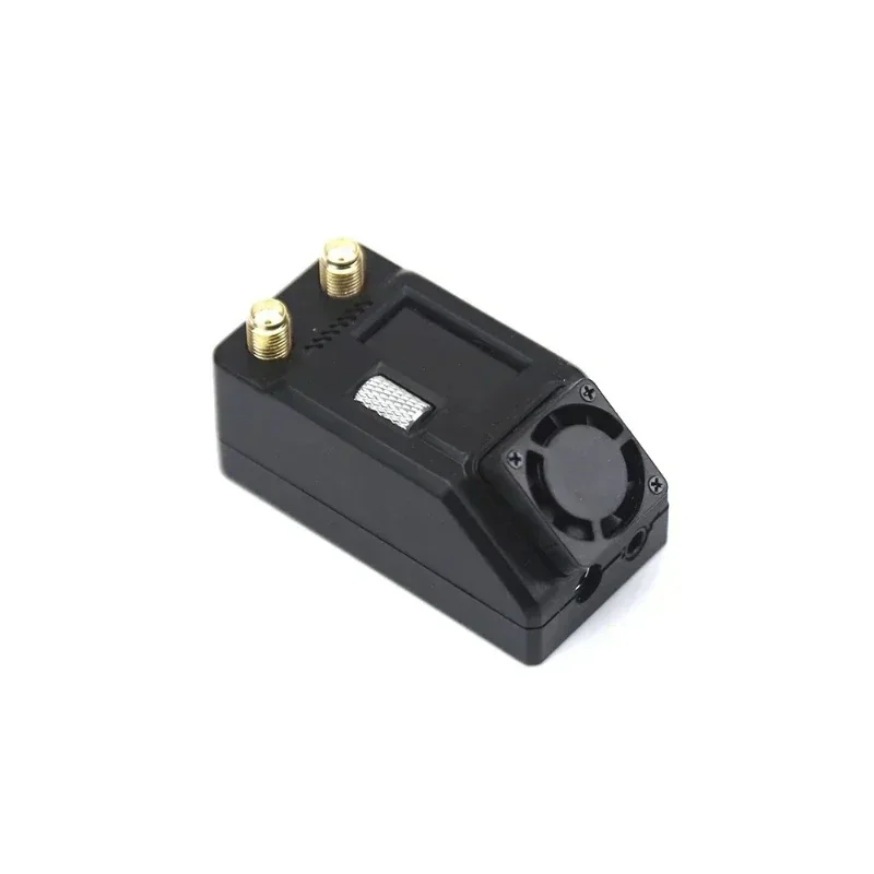 Détail du boîtier du récepteur FPV Steadyview X, design compact et robuste pour utilisation en extérieur