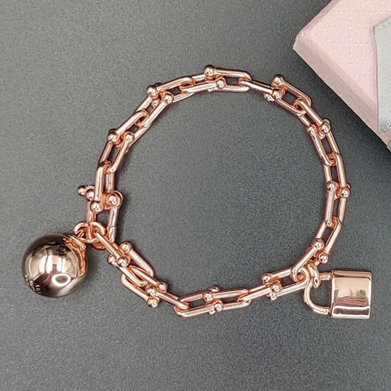 

Women's Luxury Jewelry 925 Sterling Silver Classic Ball Lock Pendant Horseshoe Clasp U Bracelet Fashion Party Holiday Gift