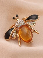 1 piece of women's European and American trendy little bee pearl brooch for fashionable dressing, banquet, party, holiday gift 3