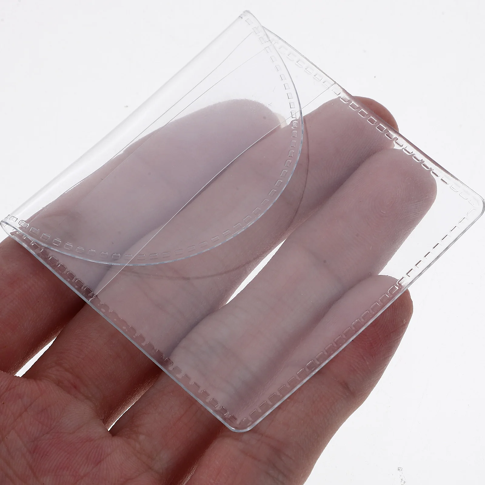 Рисунок 3 - прозрачные пластиковые контейнеры