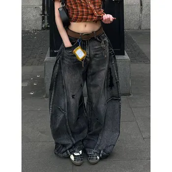 Vintage High-Waist Black Cargo Jeans 1