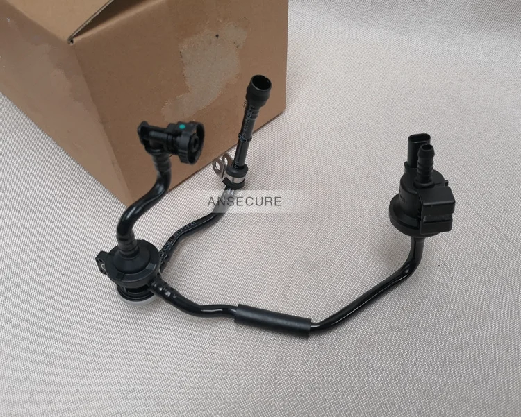 

1.8 Vapor Canister Shut Off Purge Non-Return Valve Vacuum Connecting Hose For Audi A3 8P TT VW Passat CC Golf Sharan Skoda Seat