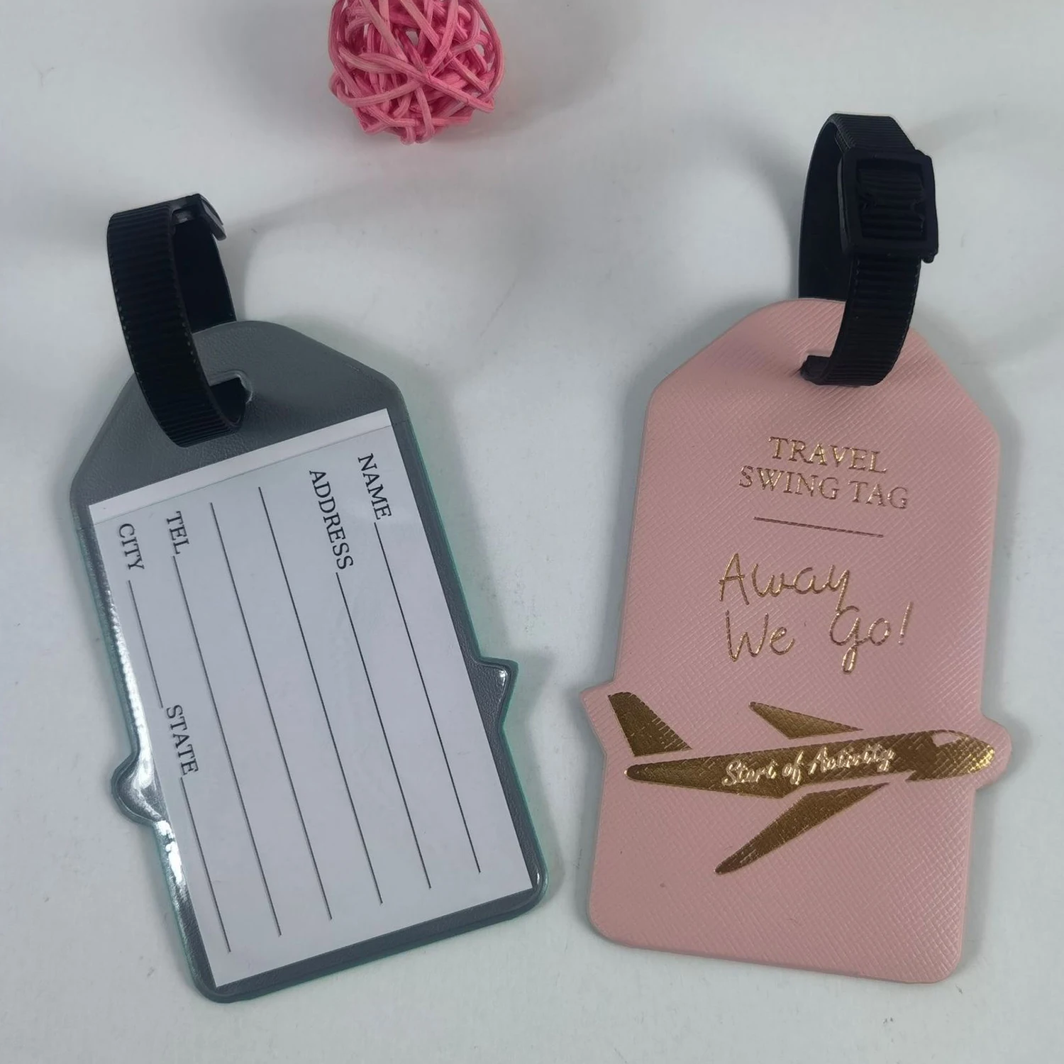 Рисунок 2 - женский и мужской держатель для