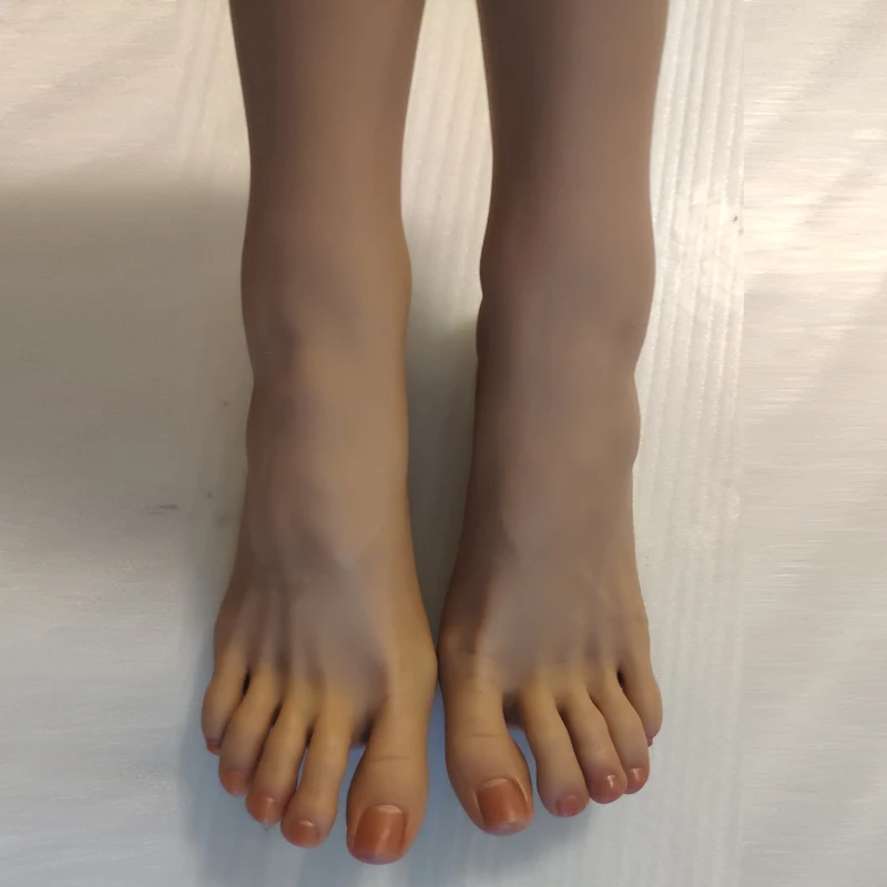 SiliconeFootModelHighQualitySimulation11FemaleMannequinFeet