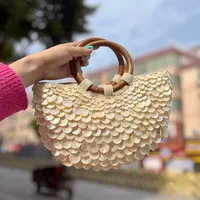 Handmade Fairy Beaded Bag​​ ​​Large Capacity ​Compact Size​​ ​​Seashell Clutch Purse​​ Mermaid Style​​ Shell Embellishments​​
