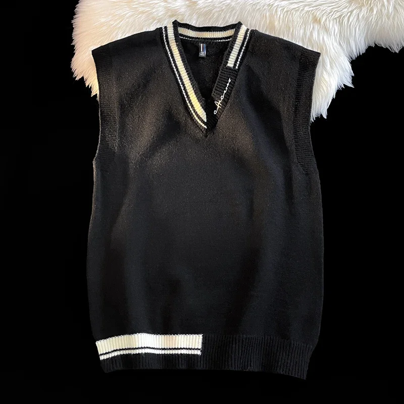 Men Sweater Vests Mens Knitted Vest Men V-neck Sleeveless Knitted Sweater Vest Color Blocked Ribbed Design Simple Natural Fashionable Casual Vest