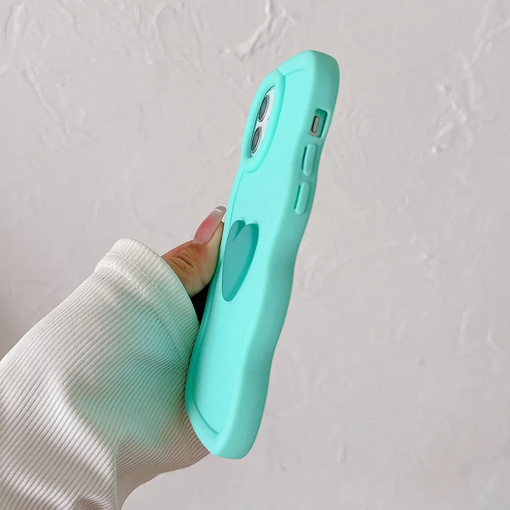 Charming 3D Love Heart Curly Wave Silicone Phone Case