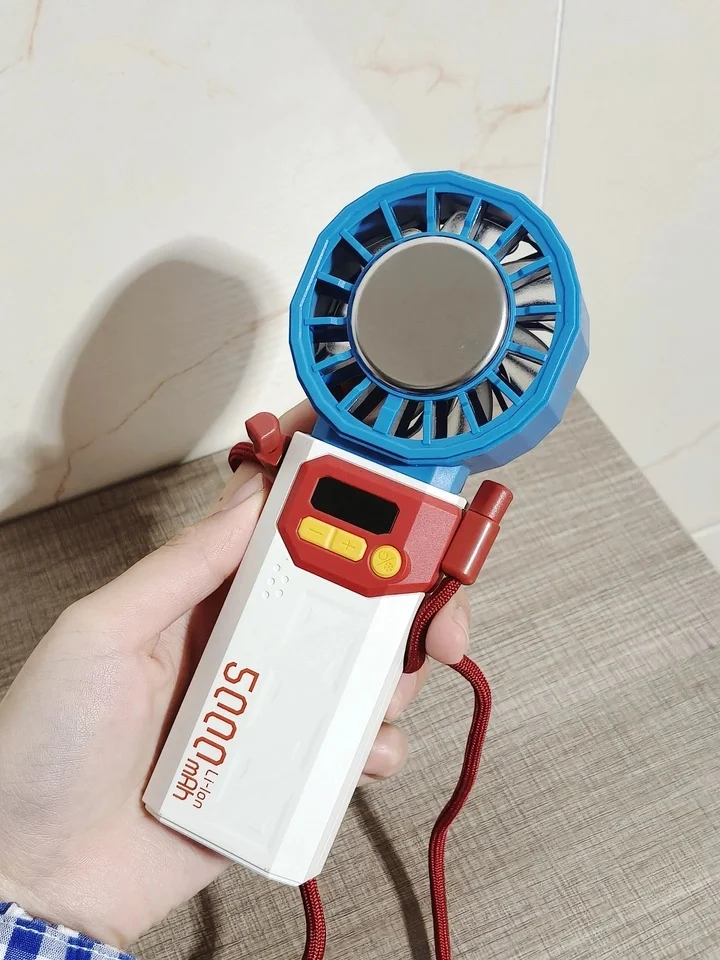 소씽 아이스 Z 06 휴대용 선풍기 100단계 풍속 조절 가능 핸디형 소형 선풍기 5000mAh 배터리 장시간 사용 가능 경량