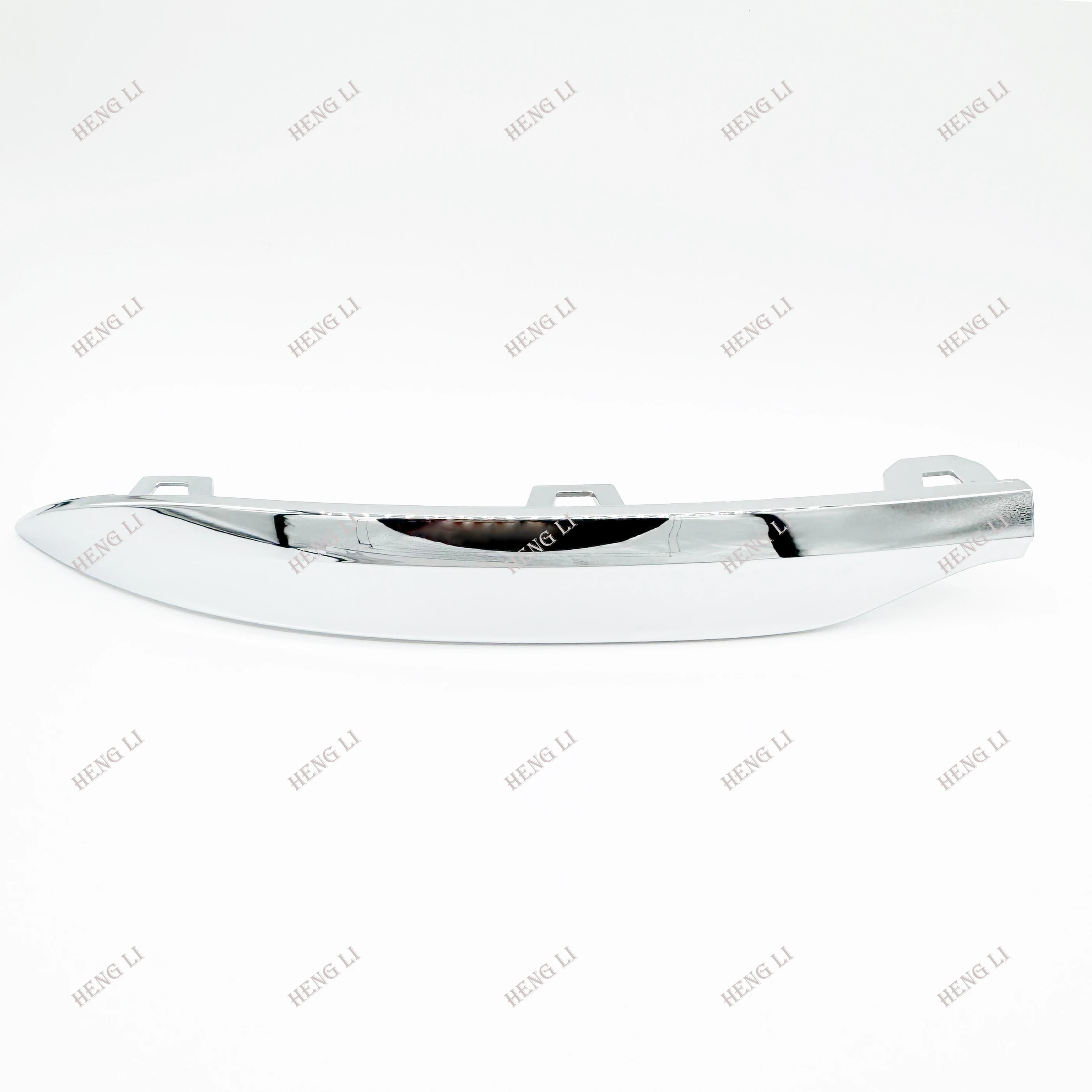 32227902 LH 32227903 RH Rear bumper light strip for Volvo XC60 22- Rear bumper light decorative strip HengliAuto Par